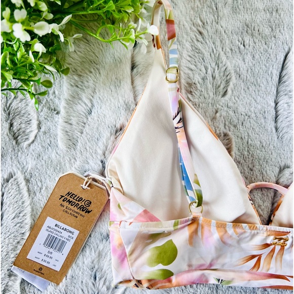 Sold. NWT Billabong Small Island Calling Paradise Print Swim Top - Picture 7 of 16